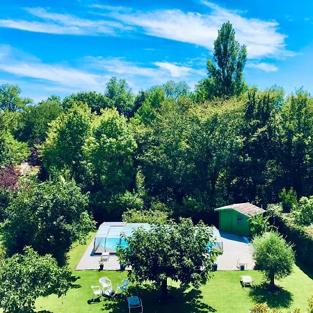 L'eau Bourde Bed & Breakfast