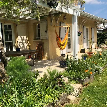 L'eau Bourde B&B 그라디냥